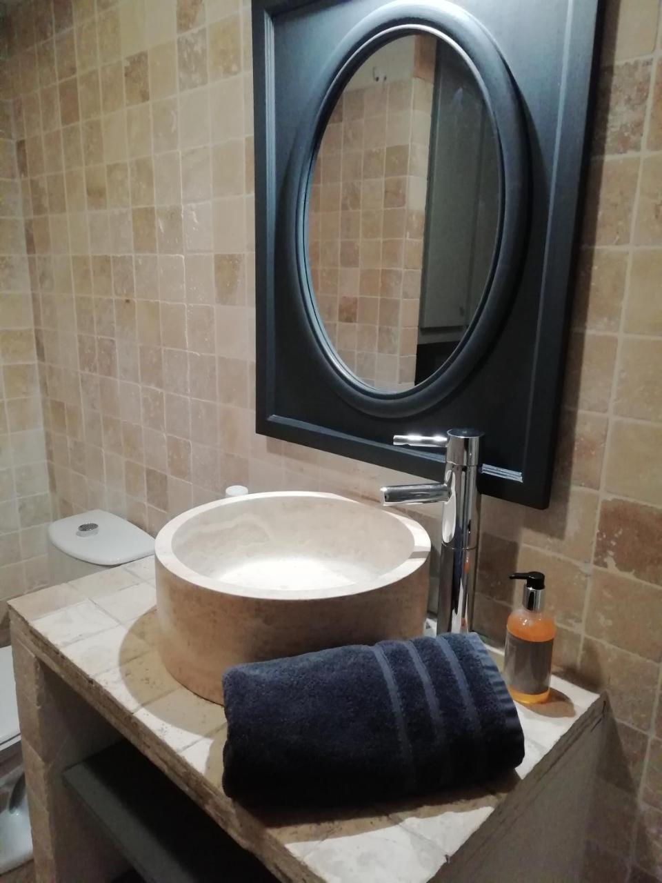 Un Coin De Luberon Apartman L'Isle-sur-la-Sorgue Kültér fotó