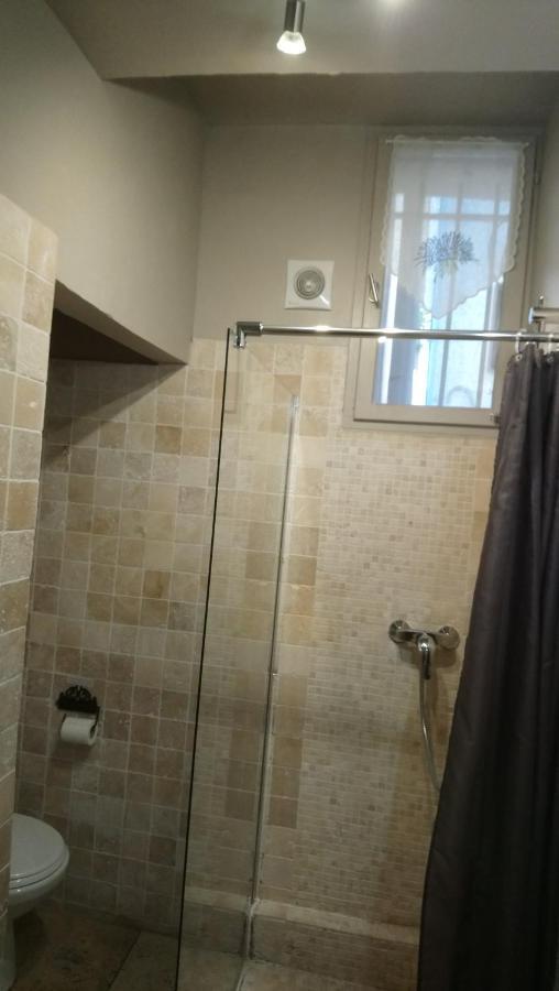 Un Coin De Luberon Apartman L'Isle-sur-la-Sorgue Kültér fotó